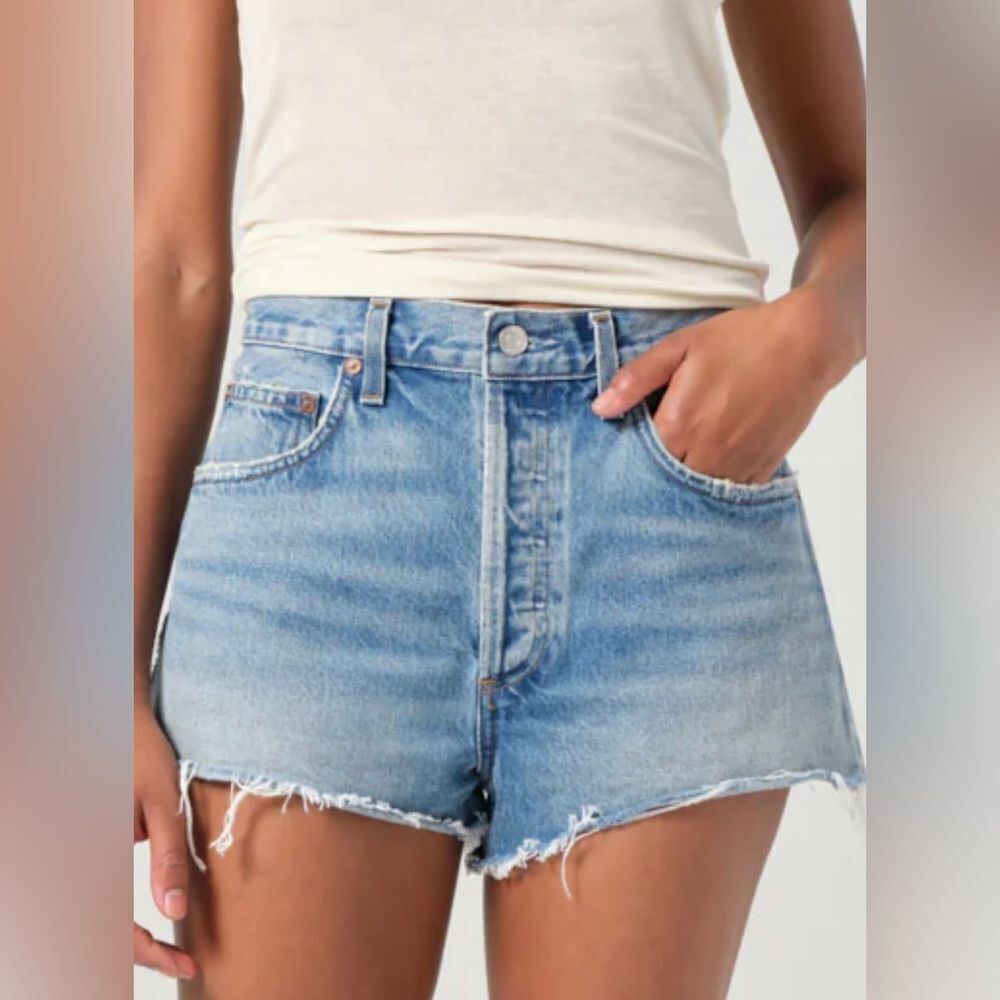AGOLDE Parker Vintage cut-off shorts! Size 26